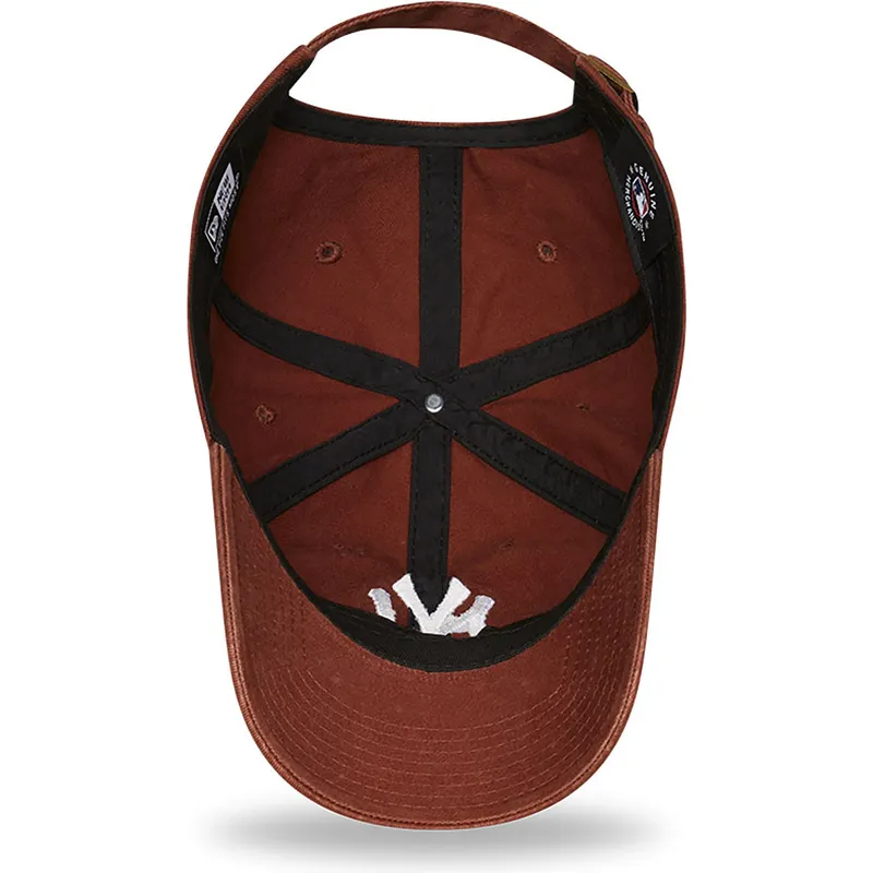 cap-zaoblena-brown-adjustable-strap-9twenty-league-essential-new-york-yankees-mlb-new-era