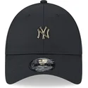 siltovka-zaoblena-cierna-nastavitelny-9forty-pin-new-york-yankees-mlb-new-era