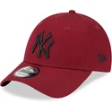 siltovka-zaoblena-cervena-nastavitelny-9forty-league-essential-new-york-yankees-mlb-new-era