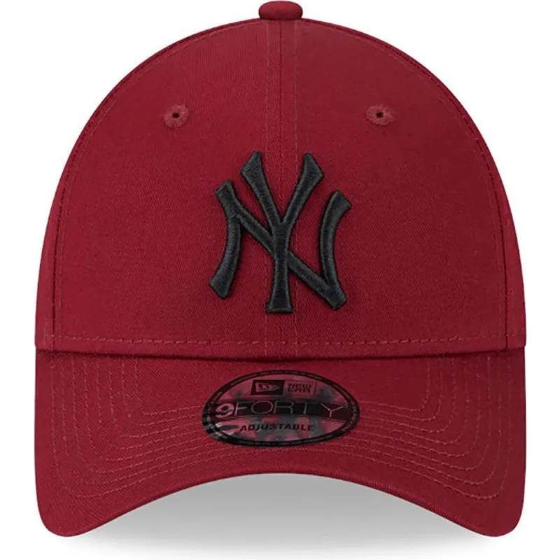 siltovka-zaoblena-cervena-nastavitelny-9forty-league-essential-new-york-yankees-mlb-new-era siltovka-zaoblena-cervena-nastavitelny-9forty-league-essential-new-york-yankees-mlb-new-era