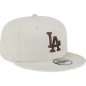 siltovka-rovna-bezova-snapback-9fifty-league-essential-los-angeles-dodgers-mlb-new-era