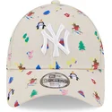 beige-verstellbare-9forty-kinderkappe-mit-gebogenem-schirm-festive-new-york-yankees-mlb-von-new-era