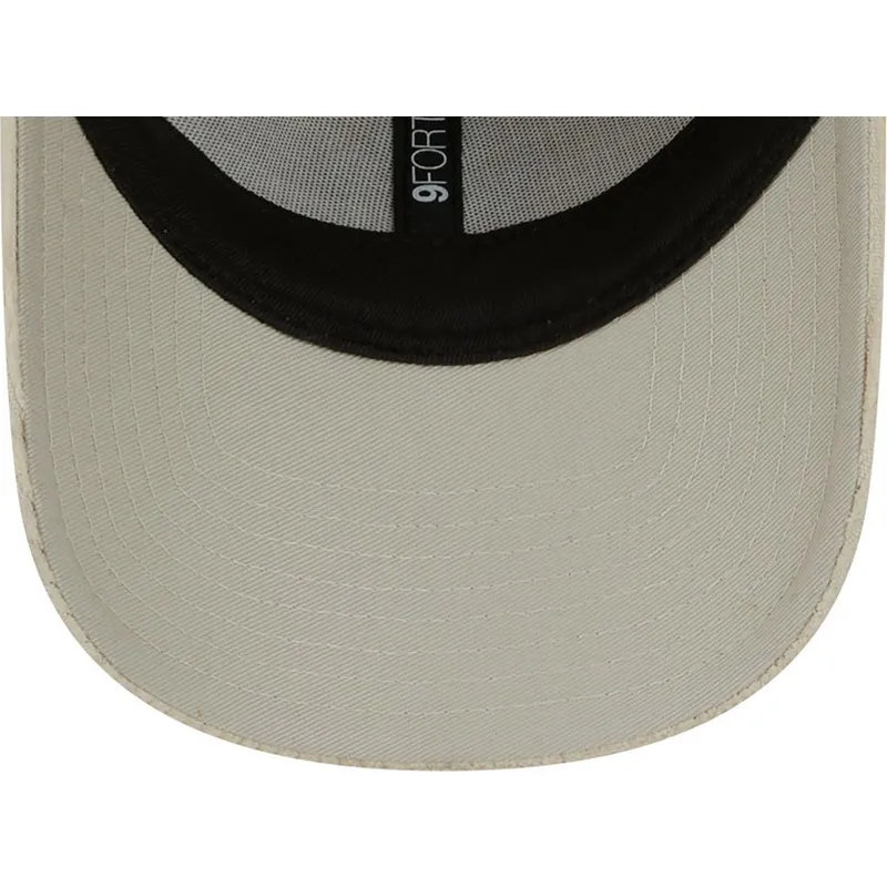 cap-zaoblena-beige-adjustable-strap-9forty-wide-cord-new-york-yankees-mlb-new-era cap-zaoblena-beige-adjustable-strap-9forty-wide-cord-new-york-yankees-mlb-new-era