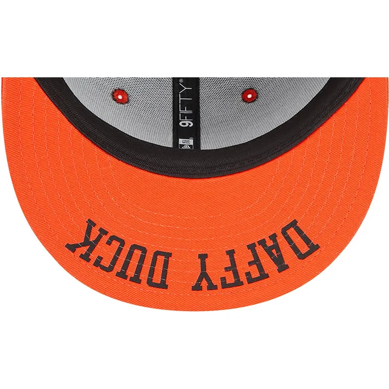 siltovka-rovna-cierna-snapback-9fifty-pato-lucas-looney-tunes-new-era