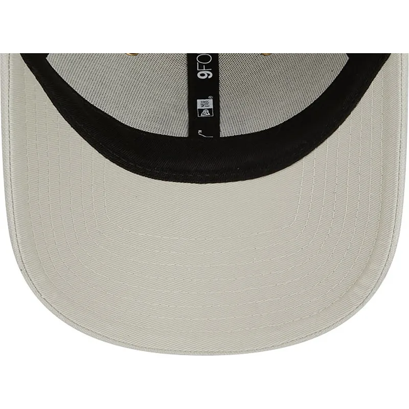siltovka-zaoblena-bezova-nastavitelny-9forty-washed-canvas-new-york-yankees-mlb-new-era siltovka-zaoblena-bezova-nastavitelny-9forty-washed-canvas-new-york-yankees-mlb-new-era