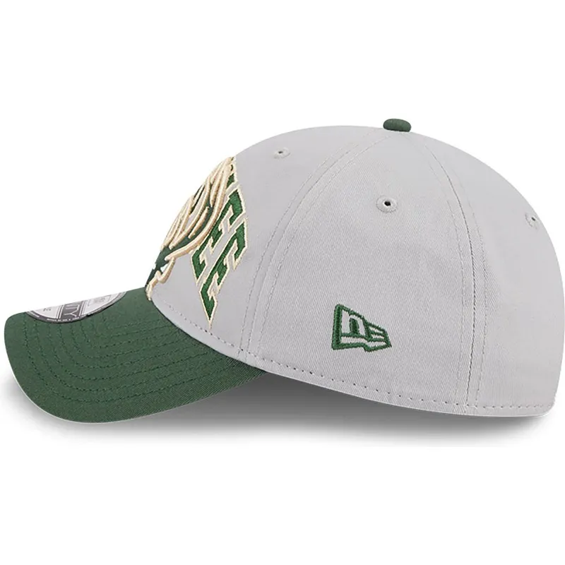 cap-zaoblena-gray-adjustable-strap-9twenty-tip-off-2023-milwaukee-bucks-nba-new-era