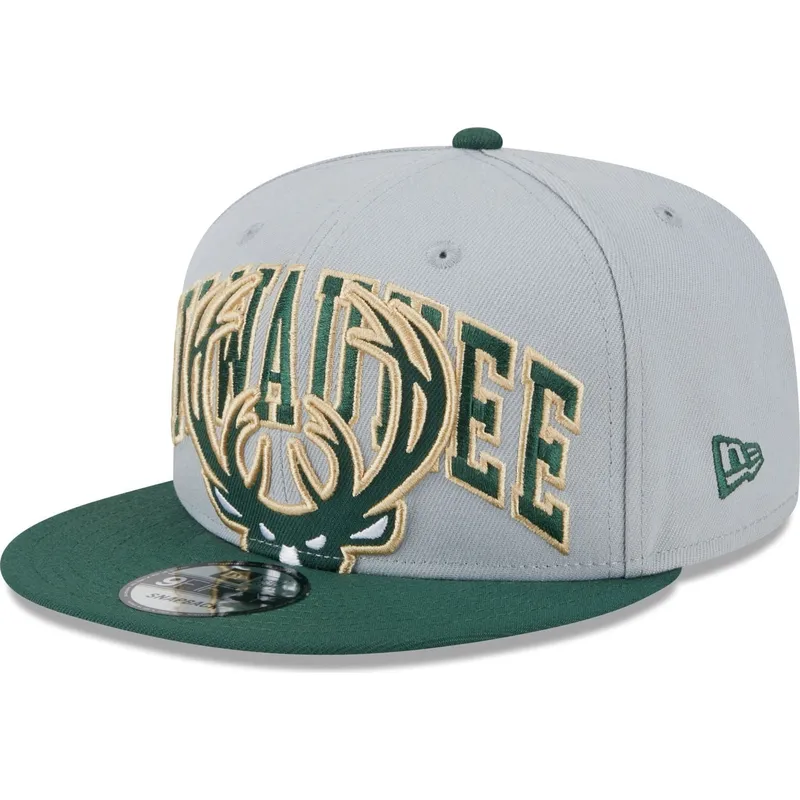 siltovka-rovna-siva-snapback-9fifty-tip-off-2023-milwaukee-bucks-nba-new-era