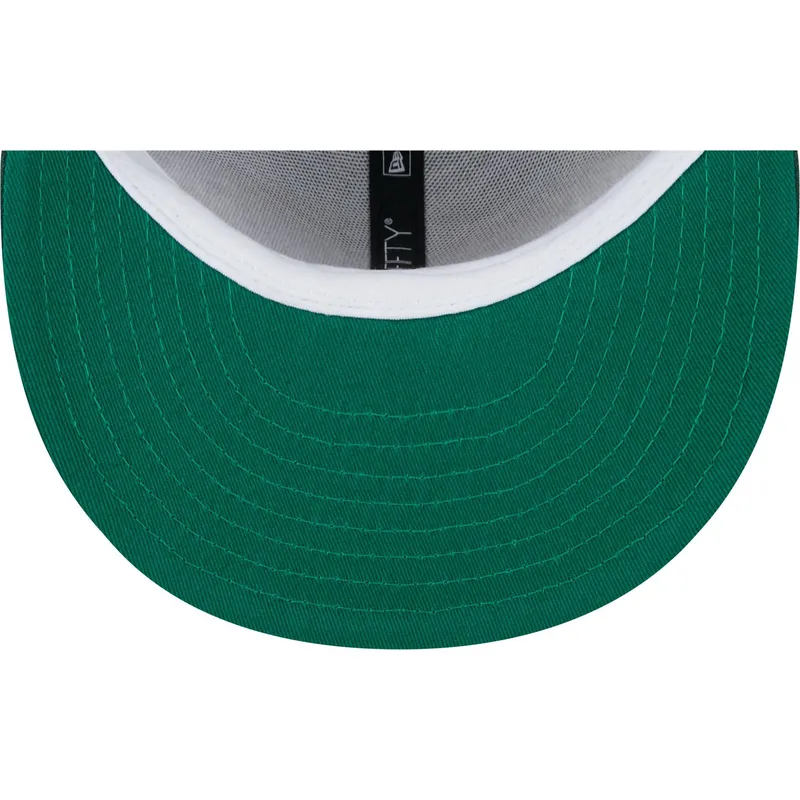 siltovka-rovna-siva-snapback-9fifty-tip-off-2023-milwaukee-bucks-nba-new-era