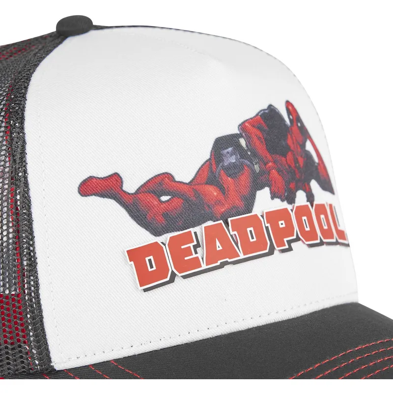 siltovka-zaoblena-cierna-snapback-mar6-dea3-deadpool-marvel-comics-capslab