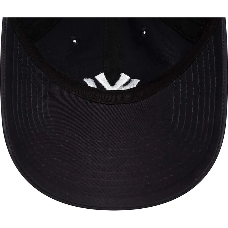 cap-zaoblena-navy-blue-adjustable-strap-9twenty-league-essential-new-york-yankees-mlb-new-era cap-zaoblena-navy-blue-adjustable-strap-9twenty-league-essential-new-york-yankees-mlb-new-era