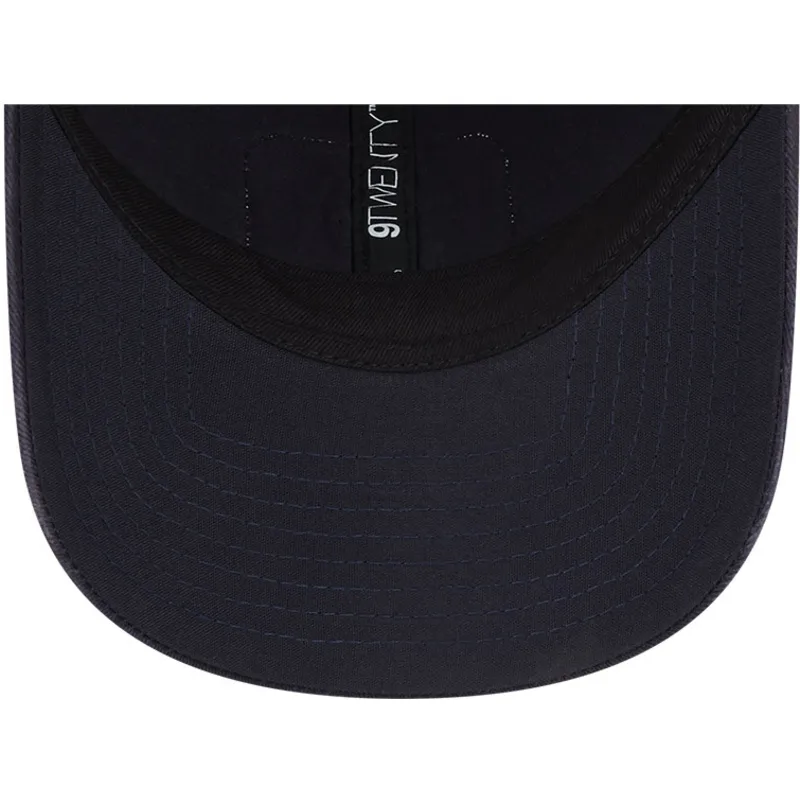 siltovka-zaoblena-tmavomodra-snapback-9twenty-stripe-new-york-yankees-mlb-new-era