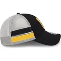 schwarze-und-weisse-trucker-kappe-9twenty-stripe-der-pittsburgh-pirates-mlb-von-new-era