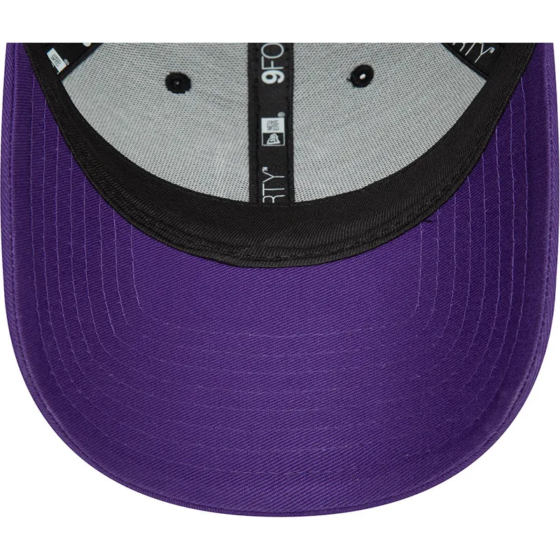 cap-zaoblena-black-adjustable-strap-9forty-contrast-aprilia-piaggio-new-era