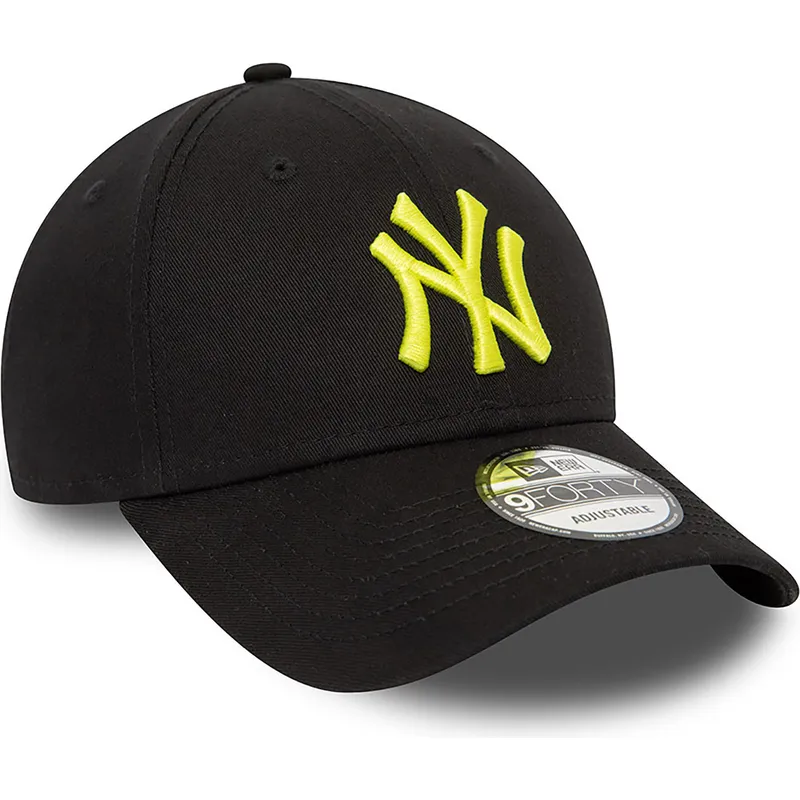siltovka-zaoblena-cierna-nastavitelny-9forty-league-essential-new-york-yankees-mlb-new-era