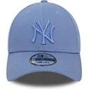 new-era-9forty-league-essential-new-york-yankees-mlb-verstellbare-blaue-kappe-mit-gebogenem-schirm-und-blauem-logo