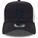 siltovka-zaoblena-tmavomodra-snapback-a-frame-league-essential-new-york-yankees-mlb-new-era