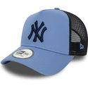 siltovka-zaoblena-modra-snapback-a-frame-league-essential-new-york-yankees-mlb-new-era