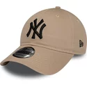 new-era-curved-brim-black-logo-9twenty-league-essential-new-york-yankees-mlb-brown-adjustable-cap