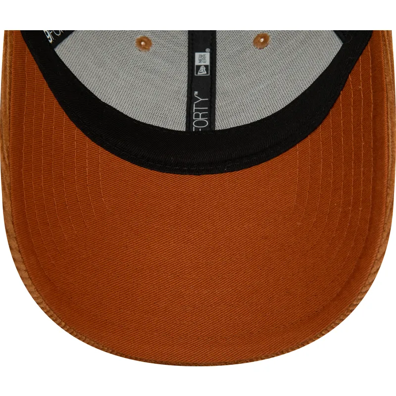 siltovka-zaoblena-hneda-nastavitelny-9forty-cord-new-york-yankees-mlb-new-era