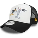 siltovka-zaoblena-cierna-snapback-a-frame-character-bugs-bunny-y-pato-lucas-looney-tunes-new-era