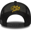 siltovka-zaoblena-cierna-snapback-a-frame-character-bugs-bunny-y-pato-lucas-looney-tunes-new-era