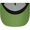 siltovka-zaoblena-zelena-snapback-a-frame-frame-character-tasmania-looney-tunes-new-era