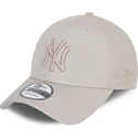 cap-zaoblena-beige-adjustable-strap-9forty-league-essential-poly-new-york-yankees-mlb-new-era