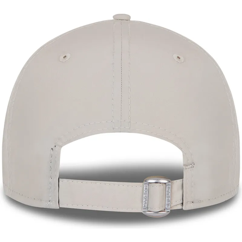 cap-zaoblena-beige-adjustable-strap-9forty-league-essential-poly-new-york-yankees-mlb-new-era