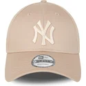 cap-zaoblena-beige-adjustable-strap-9forty-league-essential-new-york-yankees-mlb-new-era