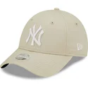 cap-zaoblena-beige-adjustable-strap-9forty-league-essential-new-york-yankees-mlb-new-era