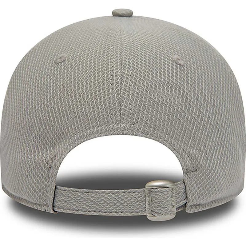 siltovka-zaoblena-siva-nastavitelny-9forty-diamond-era-essential-new-york-yankees-mlb-new-era