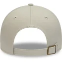 cap-zaoblena-beige-adjustable-strap-9twenty-league-essential-new-york-yankees-mlb-new-era