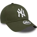 new-era-curved-brim-women-9forty-league-essential-new-york-yankees-mlb-green-adjustable-cap