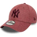 siltovka-zaoblena-cervena-nastavitelny-9forty-jersey-essential-new-york-yankees-mlb-new-era