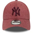 siltovka-zaoblena-cervena-nastavitelny-9forty-jersey-essential-new-york-yankees-mlb-new-era