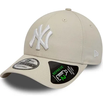 Cap zaoblená beige adjustable strap 9FORTY REPREVE League Essential New York Yankees MLB New Era
