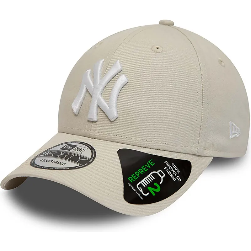 beige-verstellbare-curved-cap-9forty-repreve-league-essential-der-new-york-yankees-mlb-von-new-era