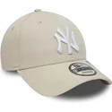 cap-zaoblena-beige-adjustable-strap-9forty-repreve-league-essential-new-york-yankees-mlb-new-era