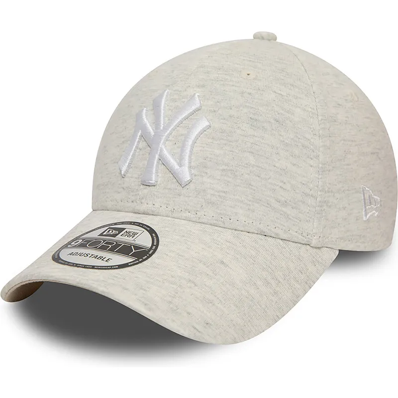 siltovka-zaoblena-bezova-nastavitelny-9forty-jersey-essential-new-york-yankees-mlb-new-era siltovka-zaoblena-bezova-nastavitelny-9forty-jersey-essential-new-york-yankees-mlb-new-era