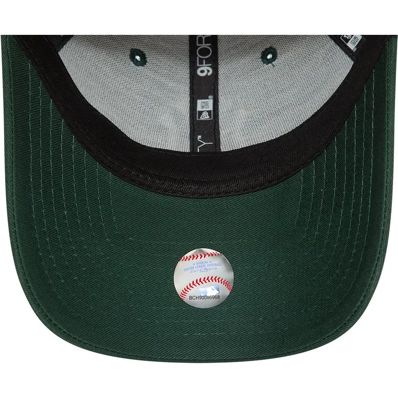 cap-zaoblena-green-adjustable-strap-9forty-league-essential-new-york-yankees-mlb-new-era