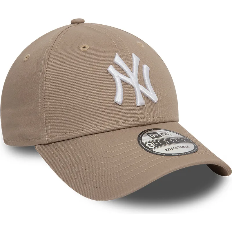 cap-zaoblena-brown-adjustable-strap-claro-9forty-league-essential-new-york-yankees-mlb-new-era cap-zaoblena-brown-adjustable-strap-claro-9forty-league-essential-new-york-yankees-mlb-new-era