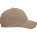 cap-zaoblena-brown-adjustable-strap-claro-9forty-league-essential-new-york-yankees-mlb-new-era