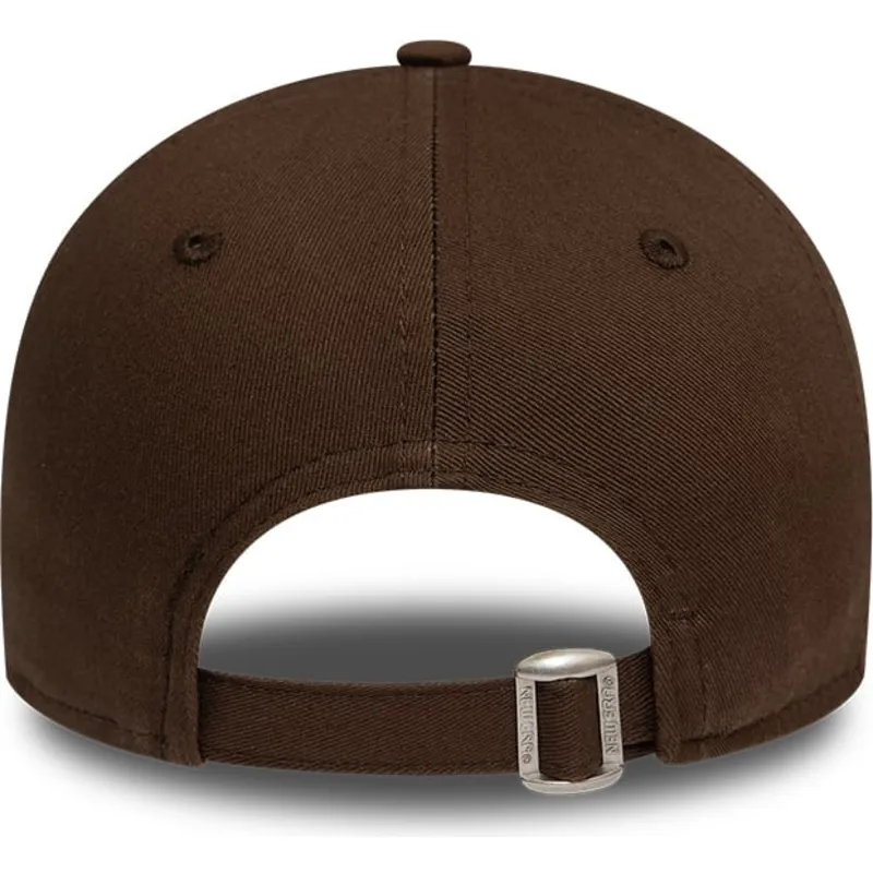 siltovky-zaoblena-hneda-nastavitelny-pasik-9forty-league-essential-new-york-yankees-mlb-new-era