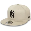 siltovka-rovna-bezova-snapback-9fifty-league-essential-new-york-yankees-mlb-new-era