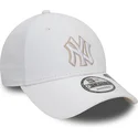 siltovka-zaoblena-biely-nastavitelny-9forty-repreve-outline-new-york-yankees-mlb-new-era