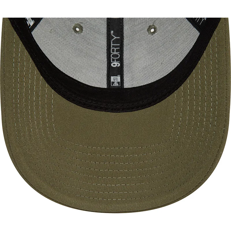 cap-zaoblena-green-adjustable-strap-9forty-new-era