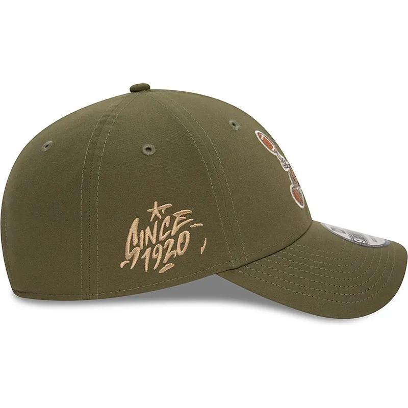 grune-verstellbare-curved-cap-9forty-repreve-football-taxi-von-new-era