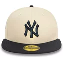 new-era-flat-brim-59fifty-team-colour-new-york-yankees-mlb-beige-and-navy-blue-fitted-cap