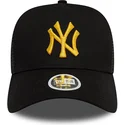 siltovka-zaoblena-cierna-snapback-a-frame-metallic-new-york-yankees-mlb-new-era