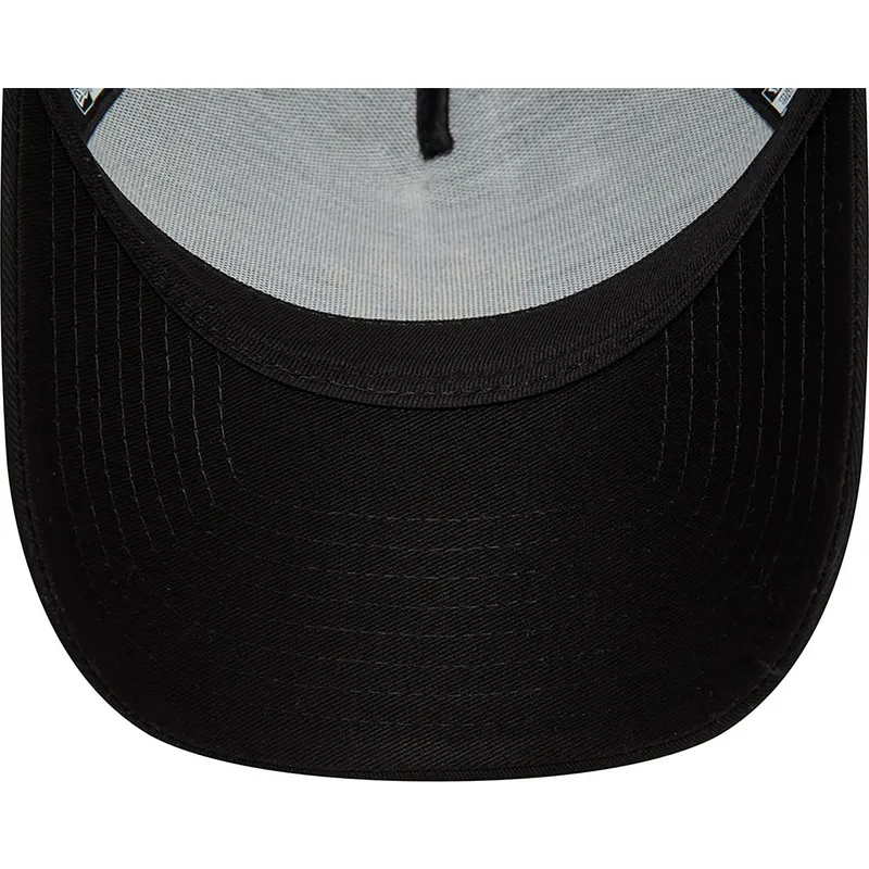 siltovka-zaoblena-cierna-snapback-a-frame-metallic-new-york-yankees-mlb-new-era